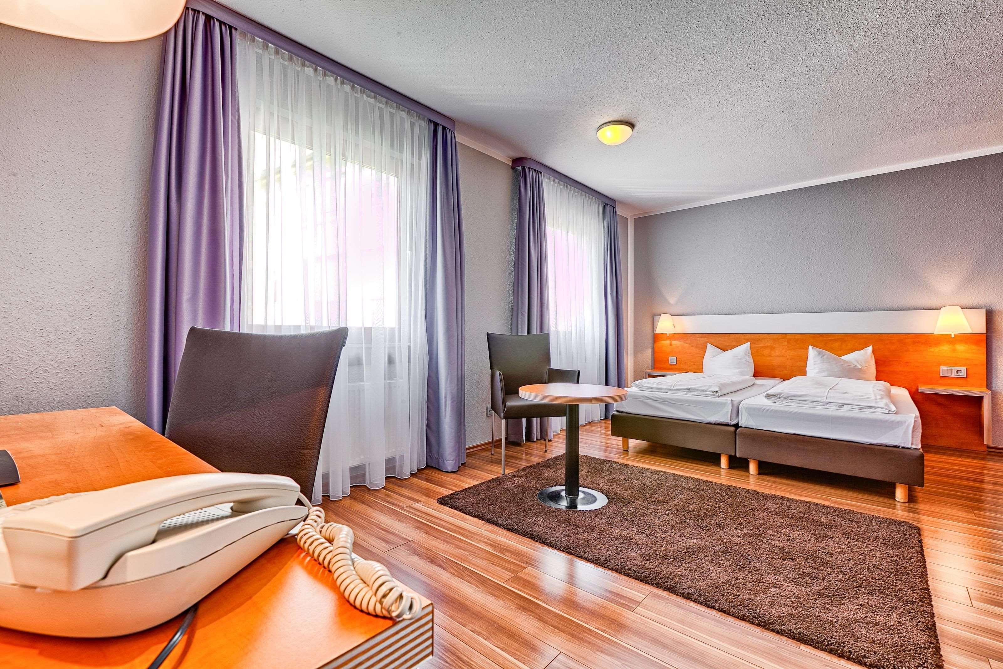 Attimo Hotel Stuttgart***S Kültér fotó