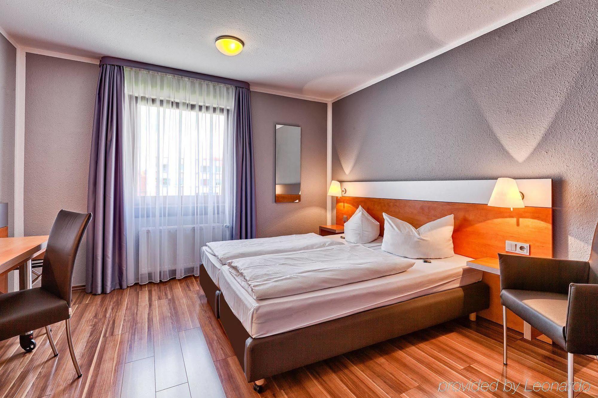 Attimo Hotel Stuttgart***S Kültér fotó